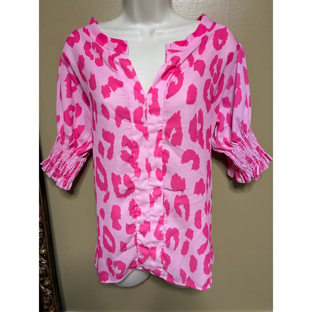BiBi Leopard Smocked Short Sleeve Blouse - Picture 3 of 8
